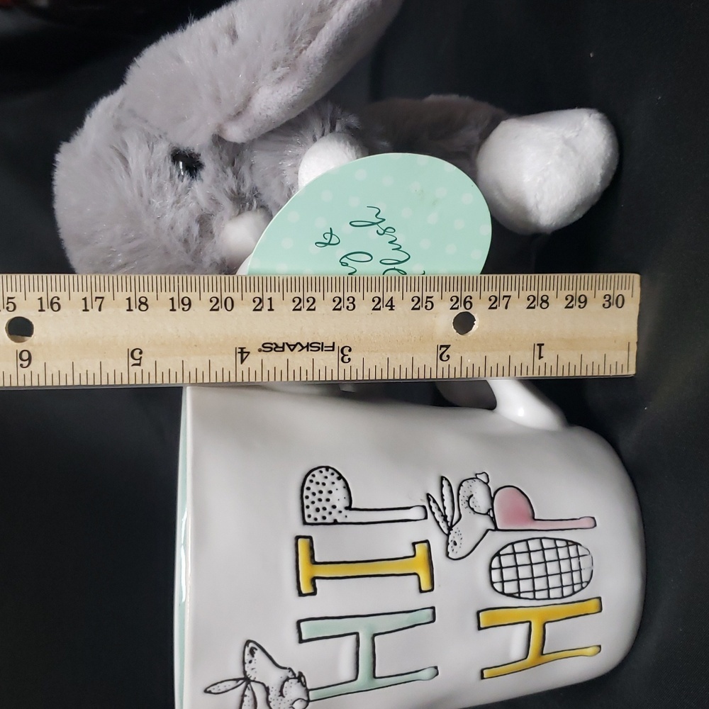 Prima Design NWT "Hip Hop" Ceramic Mug with Plush Bunny - Picture 4 of 7